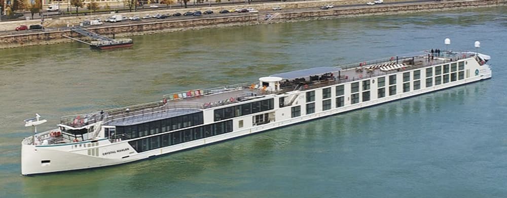 The concept and basic designs for 6 Star 135 m river cruise ships were developed in Unkel